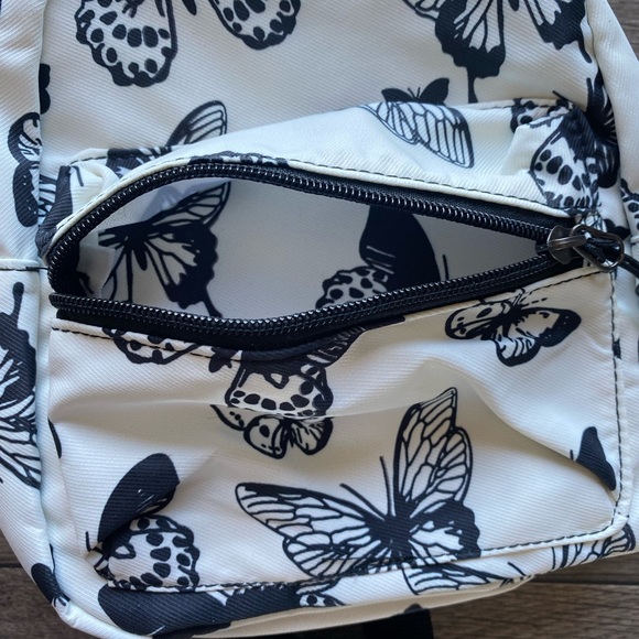Butterfly Backpack White and Black Preppy Classic Backpack Waterproof - Picture 3 of 8